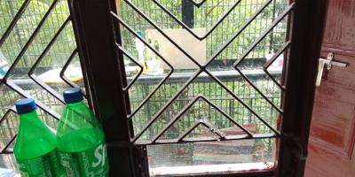 Living Room Image of 450 Sq.ft 1 BHK Builder Floor for rent in RWA Chittaranjan Park Block B, Chittaranjan Park New Delhi for Rs. 28500