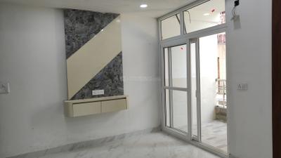Living Room Image of 1500 Sq.ft 3 BHK Apartment / Flat for sale in Sector 72 Noida for Rs. 5180000