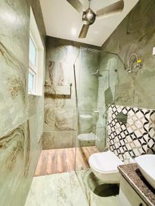 Image of 1835 Sq.ft 3 BHK Apartment / Flat for sale in Mayfair Park, Sanauli, Zirakpur for Rs. 12150000