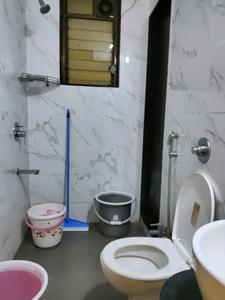 Common Bathroom Image of 910 Sq.ft 2 BHK Apartment / Flat for rent in Kasarvadavali Thane for Rs. 25700