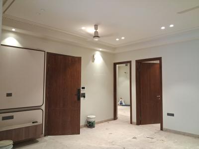 Living Room Image of 1800 Sq.ft 3 BHK Builder Floor for sale in Paschim Vihar New Delhi for Rs. 39000000