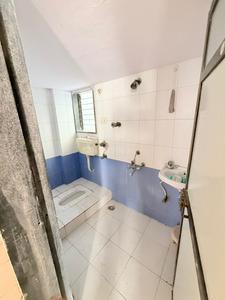Bathroom Image of 700 Sq.ft 1 BHK Apartment / Flat for rent in Mehta Amrut Park, Kalyan West Kalyan for Rs. 15500