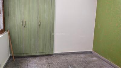 Bedroom Image of 1000 Sq.ft 2 BHK Apartment / Flat for rent in Meena Apartments, Patparganj New Delhi for Rs. 26000