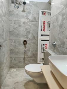 Common Bathroom Image of 950 Sq.ft 2 BHK Apartment / Flat for sale in Thane West Thane for Rs. 10000000