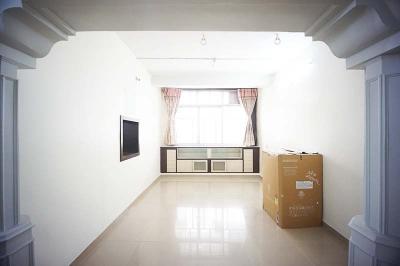 Hall Image of 738 Sq.ft 2 BHK Apartment / Flat for sale in Ambawadi Ahmedabad for Rs. 7500000
