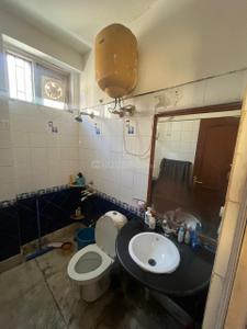Bathroom Image of 1700 Sq.ft 3 BHK Builder Floor for sale in Uppal Southend, Sector 49 Gurgaon for Rs. 25000000