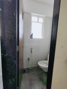 Bathroom Image of 750 Sq.ft 1.5 BHK Apartment / Flat for rent in Katraj Pune for Rs. 14000
