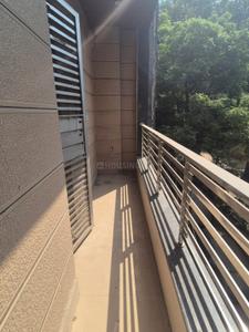 Balcony Image of 1100 Sq.ft 3 BHK Builder Floor for rent in Preet Vihar New Delhi for Rs. 32000