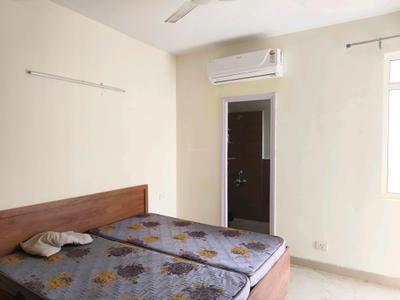 Bedroom Image of 1045 Sq.ft 2 BHK Apartment / Flat for rent in Suncity Avenue 76, Sector 76 Gurgaon for Rs. 32500