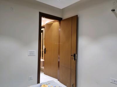 Bedroom Image of 900 Sq.ft 3 BHK Apartment / Flat for sale in Dwarka Mor New Delhi for Rs. 6600000