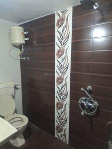 Bathroom Image of 800 Sq.ft 1 BHK Apartment / Flat for rent in DMS Vrindavan, Kasturba Nagar Ratlam for Rs. 10000