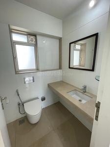 Bathroom Image of 850 Sq.ft 2 BHK Apartment / Flat for sale in Raunak Centrum, Chembur Mumbai for Rs. 16000000