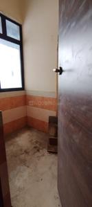 Bathroom Image of 5500 Sq.ft 3 BHK Penthouse for sale in Hiland Park, Santoshpur Kolkata for Rs. 30500000