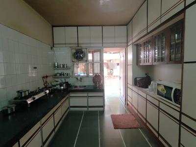Kitchen Image of 2253 Sq.ft 4 BHK Independent House for sale in Satellite Ahmedabad for Rs. 31100000