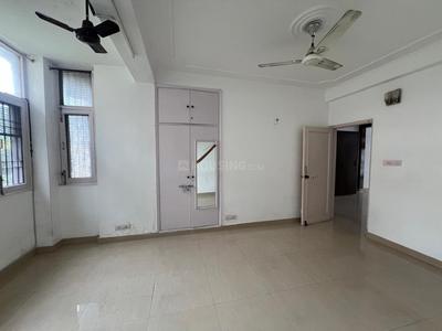 Bedroom Image of 2000 Sq.ft 2 BHK Independent House for rent in Chittaranjan Park New Delhi for Rs. 75000