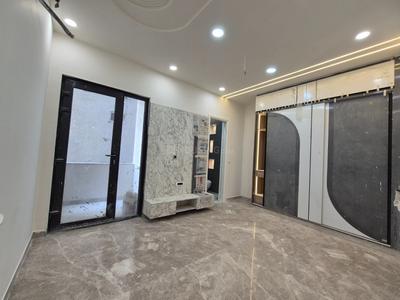Hall Image of 1400 Sq.ft 3 BHK Builder Floor for sale in Mansarover Garden New Delhi for Rs. 27500000