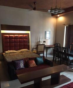 Bedroom Image of 1800 Sq.ft 2 BHK Independent House for rent in Safdarjung Development Area New Delhi for Rs. 95000