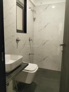 Image of 780 Sq.ft 2 BHK Apartment / Flat for rent in DLH Leo Tower, Andheri West, Mumbai for Rs. 110000
