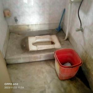 Bathroom Image of 850 Sq.ft 2 BHK Independent House for rent in Garia, Sonarpur Kolkata for Rs. 13000