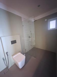 Bathroom Image of 5000 Sq.ft 5 BHK Independent House for rent in Marna Siolim Goa for Rs. 400000