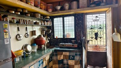 Kitchen Image of 650 Sq.ft 1 BHK Apartment / Flat for sale in Dwarkesh Karunesh Flora, Kamrej Surat for Rs. 1299999