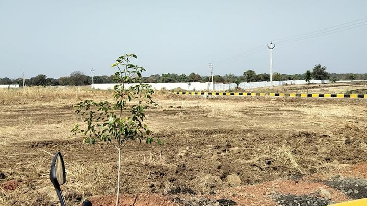Premium plots for sale with High returns Main Image 1
