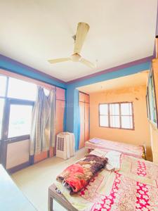 Bedroom Image of 1050 Sq.ft 2 BHK Apartment / Flat for rent in Manjalpur Vadodara for Rs. 12000