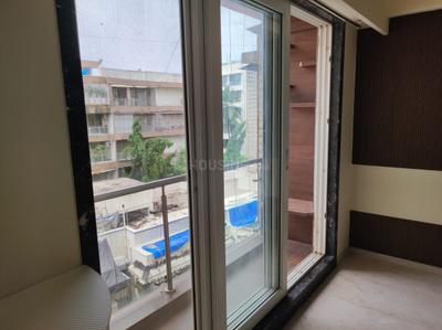 Balcony Image of 850 Sq.ft 2 BHK Apartment / Flat for sale in Mahesh Apartment, Santacruz West Mumbai for Rs. 27500000
