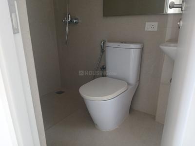Bathroom Image of 580 Sq.ft 1 BHK Apartment / Flat for sale in Hiranandani Solitaire Studio Apartment, Hiranandani Estate Thane for Rs. 9200000