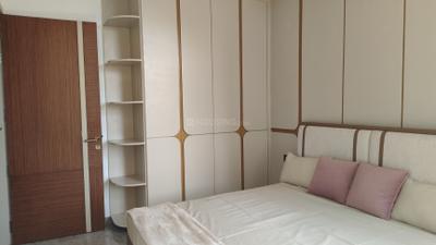Bedroom Image of 1750 Sq.ft 3 BHK Builder Floor for sale in Kaushambi Ghaziabad for Rs. 17000000