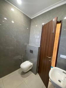 Bathroom Image of 1305 Sq.ft 3 BHK Apartment / Flat for sale in Kharar Mohali for Rs. 6600000
