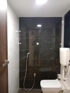 Common Bathroom Image of 1005 Sq.ft 2 BHK Apartment / Flat for sale in Bhagwati Belmont, Kasarvadavali Thane for Rs. 9000000