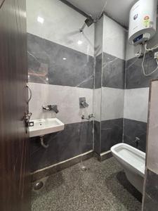 Bathroom Image of 400 Sq.ft 1 RK Builder Floor for rent in Patel Nagar New Delhi for Rs. 16500