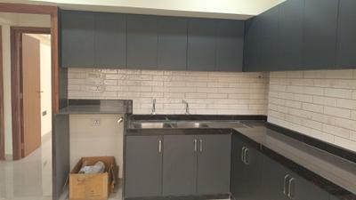 Kitchen Image of 2650 Sq.ft 6 BHK Apartment / Flat for rent in Paresh Pujara And Abhiraj Pujara Shreeji Krupa, Vile Parle West Mumbai for Rs. 500000