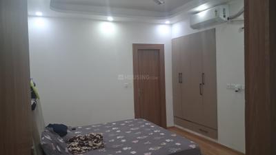 Bedroom Image of 1365 Sq.ft 3 BHK Apartment / Flat for rent in Amrapali Crystal Homes Phase 1, Sector 76 Noida for Rs. 40000