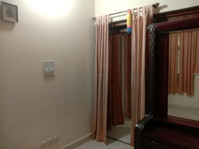 Bedroom Image of 1400 Sq.ft 2.5 BHK Apartment / Flat for rent in DDA Flats Vasant Kunj, Vasant Kunj New Delhi for Rs. 65000