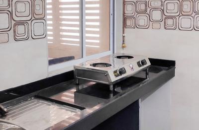 Kitchen Image of NIKHIL CHANDRAKANT MATHKAR in Andheri East, Mumbai