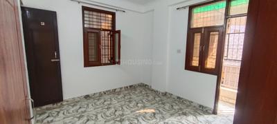 Bedroom Image of 675 Sq.ft 2 BHK Builder Floor for sale in Jamia Nagar New Delhi for Rs. 5500000