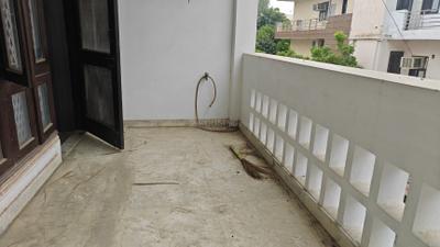 Balcony Image of 1400 Sq.ft 3 BHK Independent House for rent in Paschim Vihar New Delhi for Rs. 35412
