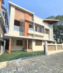 Image of 2500 Sq.ft 4 BHK Independent House for sale in Kuzhivelippady, Kochi for Rs. 12000000