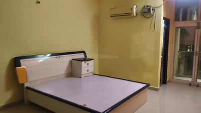 Bedroom Image of 1600 Sq.ft 3 BHK Apartment / Flat for rent in Harmu Ranchi for Rs. 25000