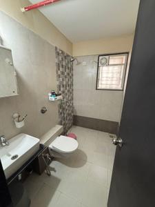 Bathroom Image of 1350 Sq.ft 3 BHK Apartment / Flat for rent in Shah Prestige Gold, Keshav Nagar Pune for Rs. 45000