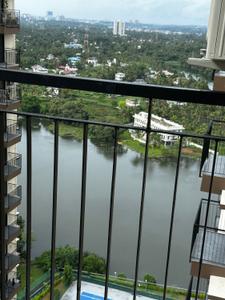 Balcony Image of 559 Sq.ft 1 BHK Apartment / Flat for rent in Vyttila Kochi for Rs. 35000