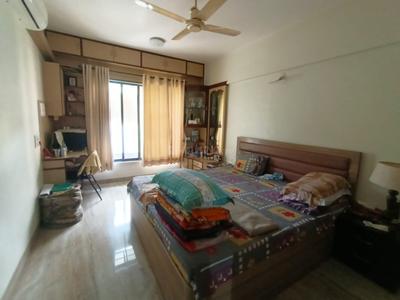 Bedroom Image of 1450 Sq.ft 3 BHK Apartment / Flat for sale in Kumar Surakasha Cooperative Housing Society, Kondhwa Pune for Rs. 12500000