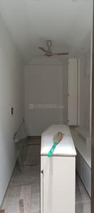 Kitchen Image of 2000 Sq.ft 3 BHK Builder Floor for rent in Karkardooma New Delhi for Rs. 80000