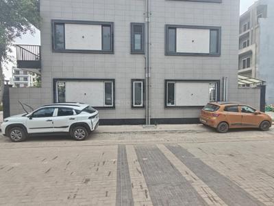 Image of 1800 Sq.ft 3 BHK Builder Floor for sale in BPTP Amstoria , Sector 102, Gurgaon for Rs. 28500000