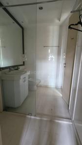 Bathroom Image of 3700 Sq.ft 4 BHK Apartment / Flat for sale in Hiranandani Richmond, Powai Mumbai for Rs. 180000000