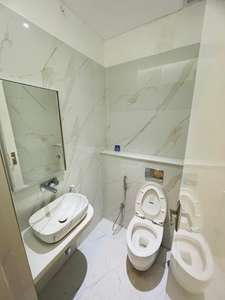 Bathroom Image of 5500 Sq.ft 7 BHK Builder Floor for rent in Shahpura Bhopal for Rs. 275000