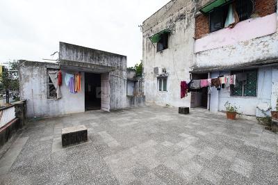 Image of 1962 Sq.ft 3 BHK Apartment / Flat for sale in Bapunagar, Ahmedabad for Rs. 6000000