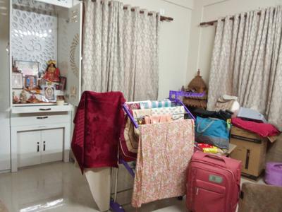Bedroom Image of 2000 Sq.ft 4 BHK Apartment / Flat for sale in Dhakuria Kolkata for Rs. 14000000